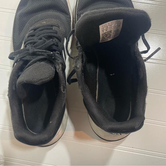 Adidas boy’s shoes - Picture 7 of 7